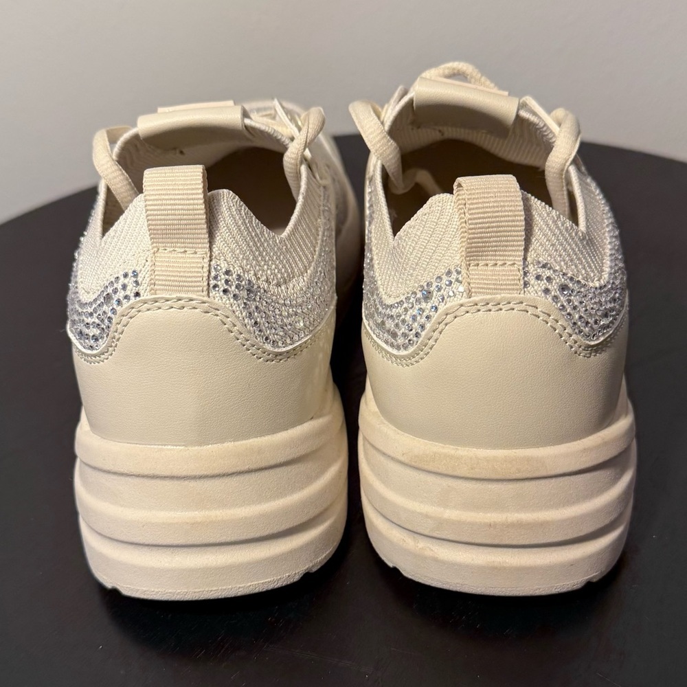 GUESS Welna Embellished Rhinestone Athletic Tennis Shoe Sneaker Beige - Picture 4 of 6